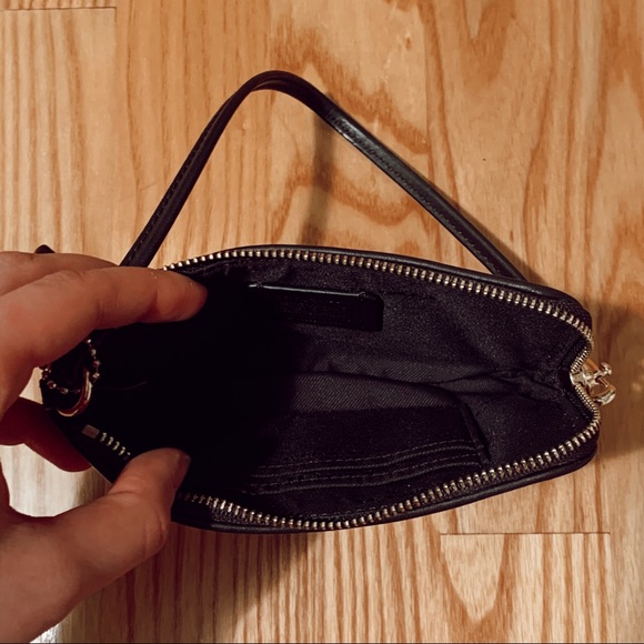 Authentic “Coach” Wristlet - Picture 4 of 8